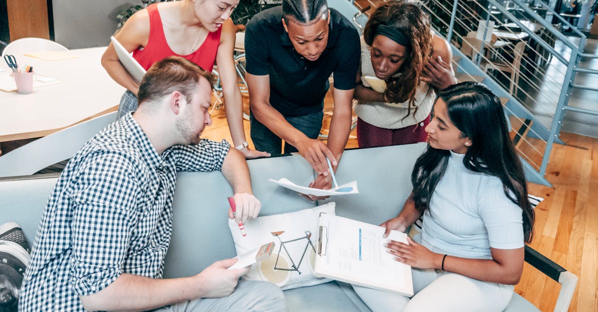 如何应对技术支持辅助威胁下的游戏玩法调整