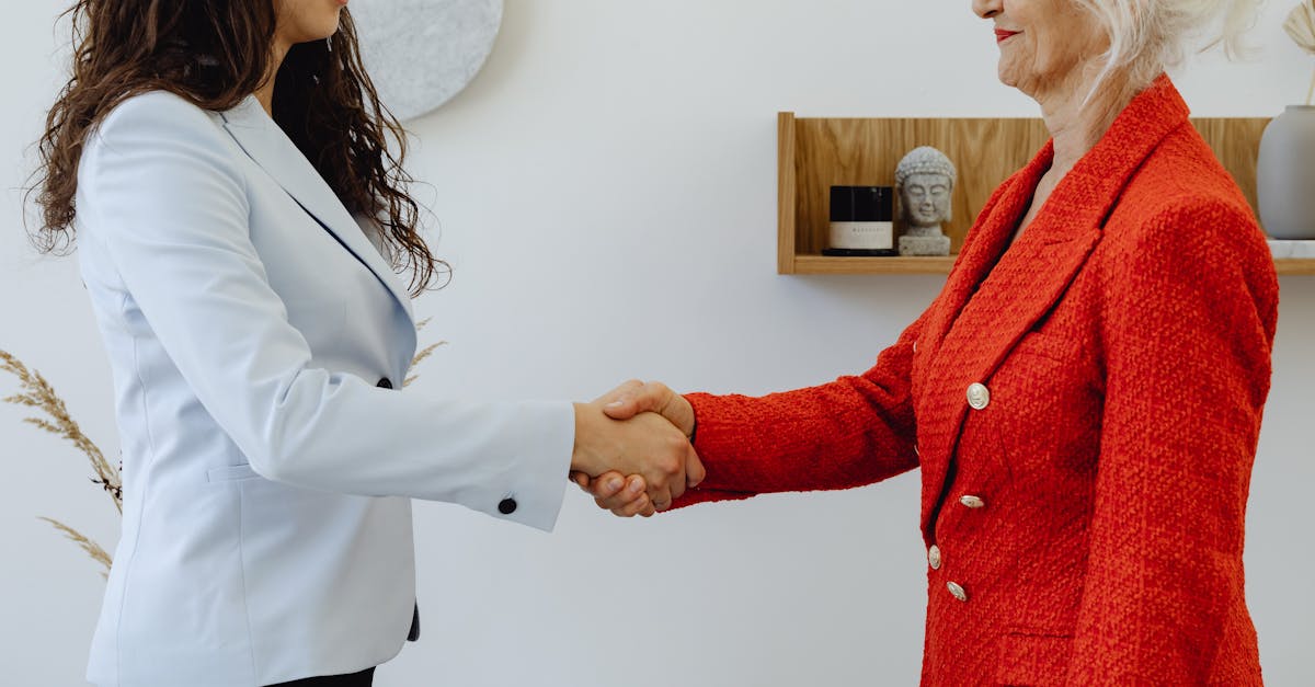 吸烟者和非吸烟者的牙齿对比